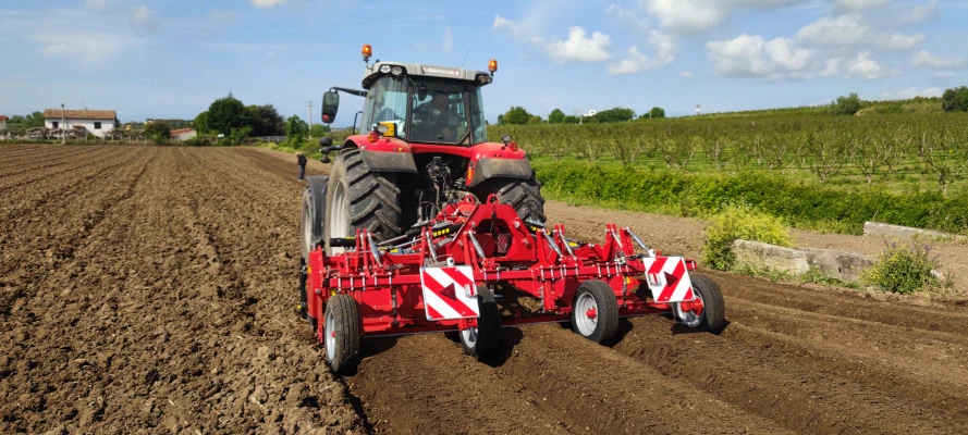 Massano Italy gallery della baulatrice ICARO 3