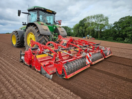 Massano Italy gallery della baulatrice TITAN 1